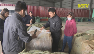 Chống bu&ocirc;n lậu gian lận thương mại: Những tấm gương điển h&igrave;nh trong chống bu&ocirc;n lậu