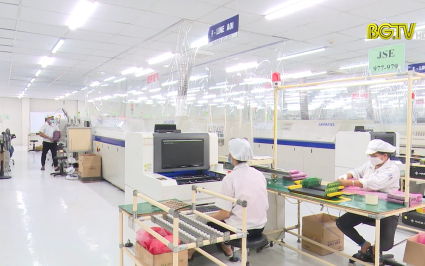 9 th&aacute;ng: Kim ngạch xuất nhập khẩu vượt cả năm 2021