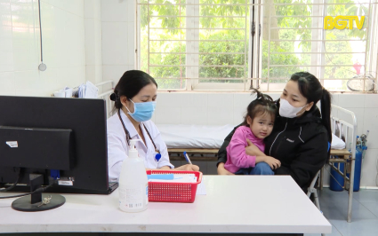 An to&agrave;n sống: Ph&ograve;ng chống thiếu hụt vi chất dinh dưỡng cho b&agrave; mẹ v&agrave; trẻ em