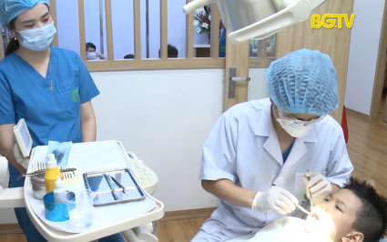 An to&agrave;n sống: Chăm s&oacute;c răng miệng cho trẻ