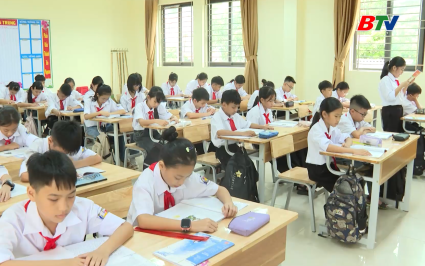 An to&agrave;n sống: Dạy trẻ về l&ograve;ng biết ơn