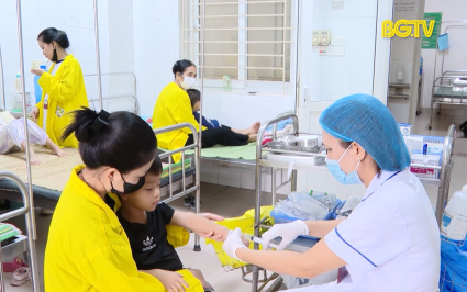 An to&agrave;n sống: Kh&ocirc;ng chủ quan với bệnh hen suyễn ở trẻ nhỏ