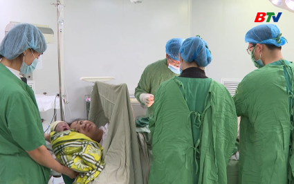 An to&agrave;n sống: Sinh mổ hay sinh thường - Những điều cần biết