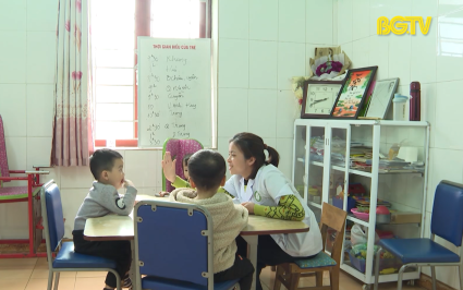 An to&agrave;n sống: Trẻ tự kỷ - Dấu hiệu nhận biết v&agrave; chăm s&oacute;c