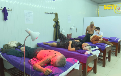 An to&agrave;n sống: Vai tr&ograve; của y học cổ truyền v&agrave; y học hiện đại trong chăm s&oacute;c sức khoẻ