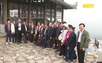 Ấn tượng của c&aacute;c nh&agrave; b&aacute;o Th&aacute;i Lan về v&ugrave;ng đất T&acirc;y Y&ecirc;n Tử 