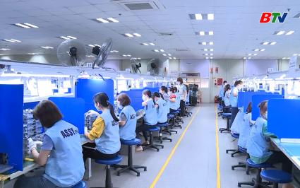 Gi&aacute; trị sản xuất c&ocirc;ng nghiệp tăng kh&aacute; sau s&aacute;p nhập