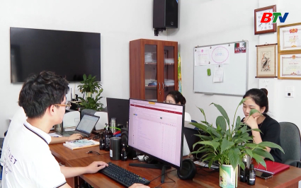 Bắc Ninh - Nhiều giải ph&aacute;p đẩy mạnh dịch vụ c&ocirc;ng trực tuyến, thanh to&aacute;n trực tuyến