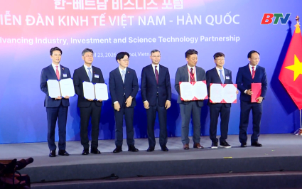 Bắc Ninh trao quyết định chấp thuận chủ trương đầu tư cho 3 dự &aacute;n tại diễn đ&agrave;n kinh tế Việt Nam &ndash; H&agrave;n Quốc 