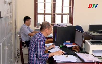 Bảo đảm bộ m&aacute;y ch&iacute;nh quyền địa phương hai cấp vận h&agrave;nh hiệu quả 