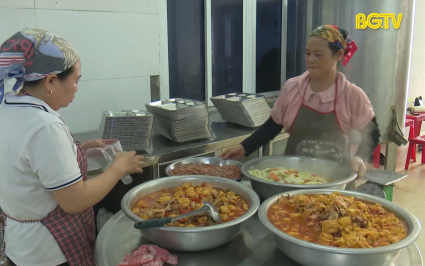 Bảo đảm chất lượng bữa ăn ca c&ocirc;ng nh&acirc;n 