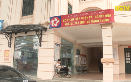 Bảo đảm việc giải quyết thủ tục h&agrave;nh ch&iacute;nh cho người d&acirc;n 