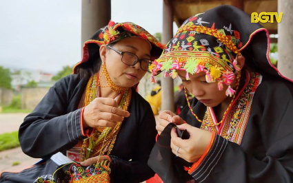 Bảo tồn nghề th&ecirc;u truyền thống d&acirc;n tộc Dao, thị trấn T&acirc;y Y&ecirc;n Tử