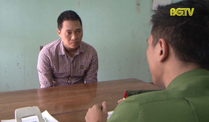 Bắt đối tượng l&agrave; cử nh&acirc;n đi trộm k&eacute;t sắt