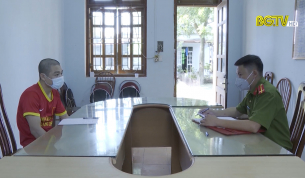 Bắt đối tượng t&agrave;ng trữ v&agrave; mua b&aacute;n ma t&uacute;y tại nh&agrave;