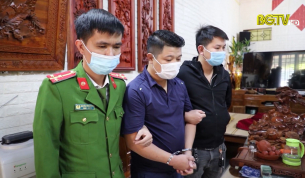 Bắt nh&oacute;m đối tượng cho vay nặng l&atilde;i thu lợi bất ch&iacute;nh 5,7 tỷ đồng