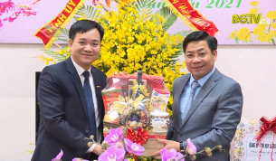 B&iacute; thư Tỉnh ủy ch&uacute;c Tết B&aacute;o Bắc Giang, Đ&agrave;i PT&TH tỉnh Bắc Giang