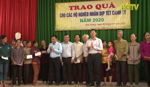 B&iacute; thư Tỉnh ủy tặng qu&agrave; Tết c&aacute;c hộ ngh&egrave;o huyện Y&ecirc;n Dũng