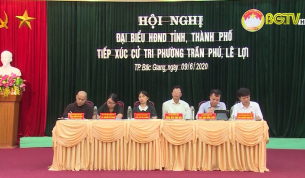 B&iacute; thư tỉnh ủy tiếp x&uacute;c cử tri TP Bắc Giang