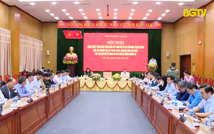 B&igrave;nh tĩnh, ki&ecirc;n định, vững v&agrave;ng về tư tưởng thực hiện tốt mọi nhiệm vụ được giao 