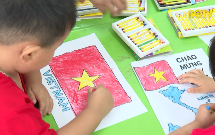 Bồi đắp l&ograve;ng y&ecirc;u nước, tự h&agrave;o d&acirc;n tộc cho thế hệ mầm non 