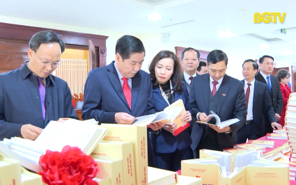 Bồi đắp th&ecirc;m l&ograve;ng tự h&agrave;o từ cuốn s&aacute;ch &ldquo;Lịch sử Đảng bộ tỉnh Bắc Giang, tập III&rdquo; 