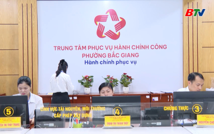Bưu điện đồng h&agrave;nh c&ugrave;ng người d&acirc;n trong ng&agrave;y đầu thực hiện ch&iacute;nh quyền 2 cấp
