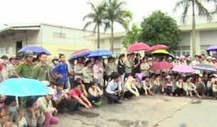 CTT: Chấm dứt t&igrave;nh trạng vi phạm luật lao động