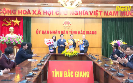 C&aacute;c cơ quan, đơn vị c&ocirc;ng bố Quyết định về c&ocirc;ng t&aacute;c tổ chức c&aacute;n bộ