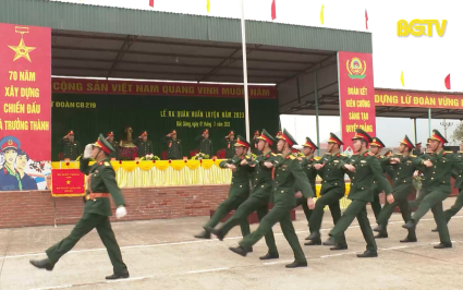 C&aacute;c đơn vị qu&acirc;n đội đ&oacute;ng qu&acirc;n tr&ecirc;n địa b&agrave;n tỉnh đồng loạt ra qu&acirc;n huấn luyện