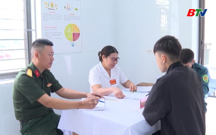 C&aacute;c phường, x&atilde; sơ tuyển nghĩa vụ qu&acirc;n sự 