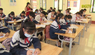 C&aacute;c trường THCS gấp r&uacute;t &ocirc;n tập cho học sinh thi v&agrave;o lớp 10