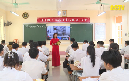 C&aacute;c vấn đề x&atilde; hội: Quan t&acirc;m gi&aacute;o dục tư tưởng ch&iacute;nh trị đạo đức cho học sinh
