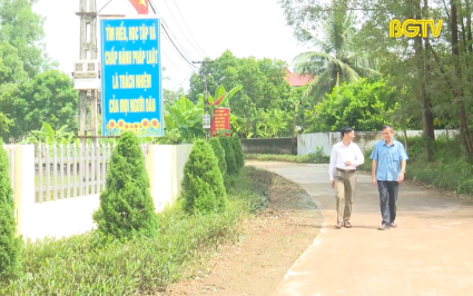 C&aacute;n bộ mặt trận tận t&igrave;nh, tr&aacute;ch nhiệm    