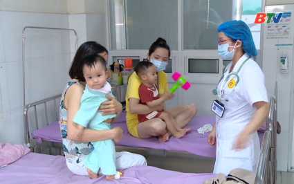 Cẩn trọng trước chu kỳ tăng của bệnh tay ch&acirc;n miệng 