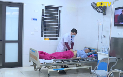 Cảnh b&aacute;o t&igrave;nh trạng loạn thần do rượu 