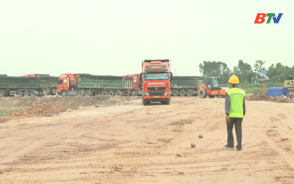 Cấp ph&eacute;p 2/44 điểm mỏ đất san lấp phục vụ dự &aacute;n s&acirc;n bay Gia B&igrave;nh 