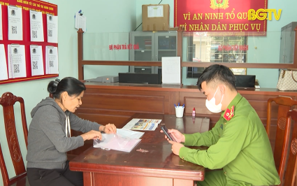 CCHC: C&ocirc;ng an cấp x&atilde; n&acirc;ng cao chất lượng phục vụ nh&acirc;n d&acirc;n