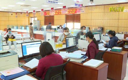 CCHC: Đảm bảo giải quyết TTHC cho doanh nghiệp, người d&acirc;n trong dịch bệnh