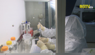 CDC Bắc Giang chạy đua với thời gian x&eacute;t nghiệm Covid-19