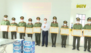 Chia tay Đo&agrave;n c&ocirc;ng t&aacute;c số 1 lực lượng y tế, Bộ C&ocirc;ng an