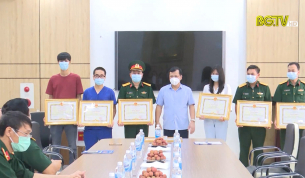 Chia tay đo&agrave;n Y tế Trung t&acirc;m Nhiệt đới Việt - Nga