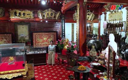 Chi&ecirc;m ngưỡng ấn v&agrave;ng &ldquo;Ho&agrave;ng đế chi bảo&rdquo; 