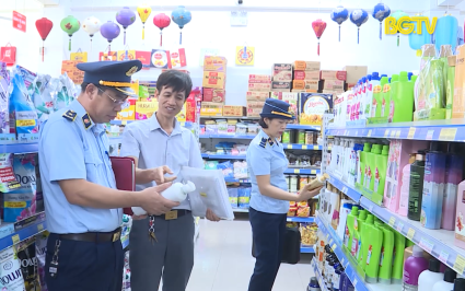 Chống bu&ocirc;n lậu: Kiểm so&aacute;t chất lượng thị trường mỹ phẩm