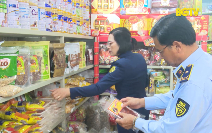 Chống bu&ocirc;n lậu: Tăng cường kiểm tra kinh doanh thực phẩm