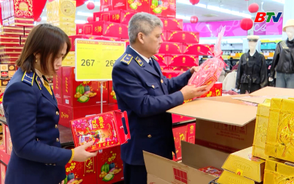 Chống bu&ocirc;n lậu: Thắt chặt c&ocirc;ng t&aacute;c chống bu&ocirc;n lậu, ph&ograve;ng chống h&agrave;ng giả, h&agrave;ng k&eacute;m chất lượng