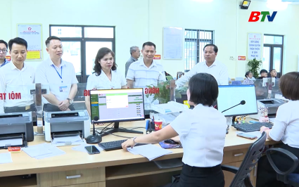 Chủ động khắc phục kh&oacute; khăn, vận h&agrave;nh th&ocirc;ng suốt ch&iacute;nh quyền hai cấp 
