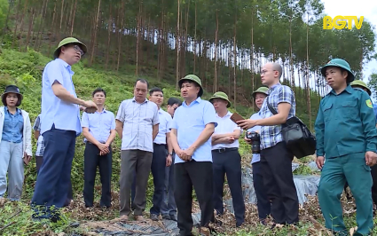 Đảm bảo an to&agrave;n cho người d&acirc;n tại điểm xung yếu 