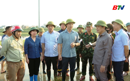 Chủ tịch UBND tỉnh thăm, động vi&ecirc;n c&ocirc;ng t&aacute;c chống tr&agrave;n tại đ&ecirc; bối Đẩu H&agrave;n (Phường Kinh Bắc)