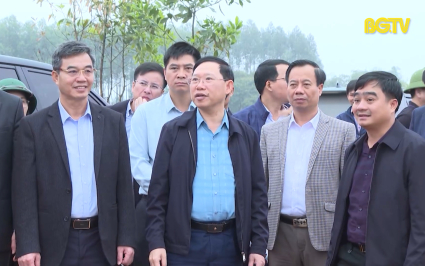 Chủ tịch UBND tỉnh kiểm tra dự &aacute;n giao th&ocirc;ng